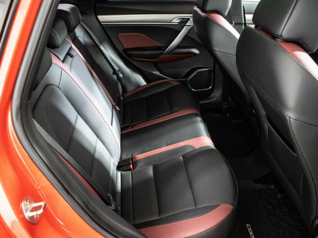 Купить Geely Coolray с пробегом. Фото: #10