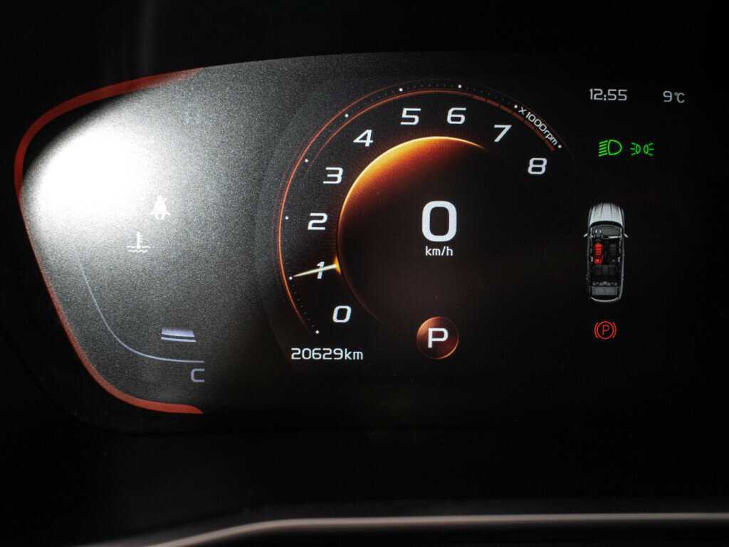 Купить Geely Coolray с пробегом. Фото: #11