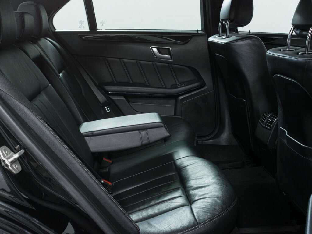 Купить Mercedes-Benz E-Класс с пробегом. Фото: #11