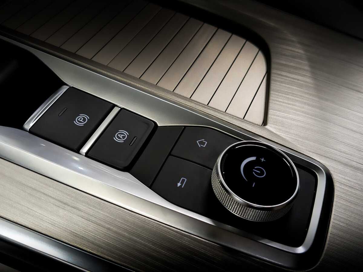 Купить EXEED VX с пробегом. Фото: #25