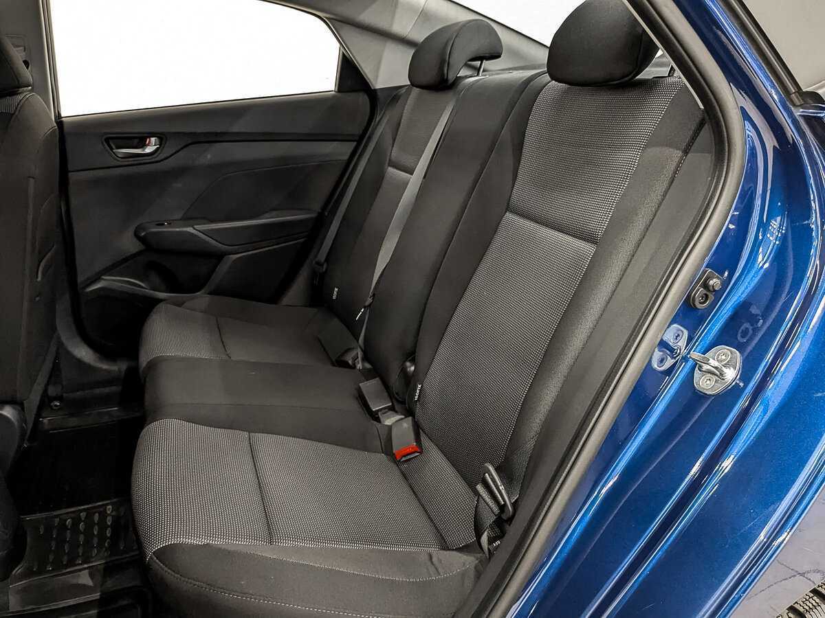 Купить Hyundai Solaris с пробегом. Фото: #15