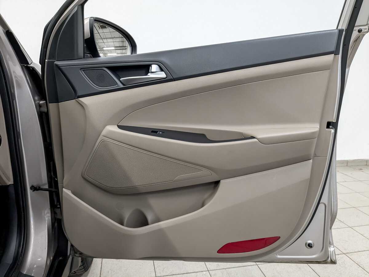 Купить Hyundai Tucson с пробегом. Фото: #23