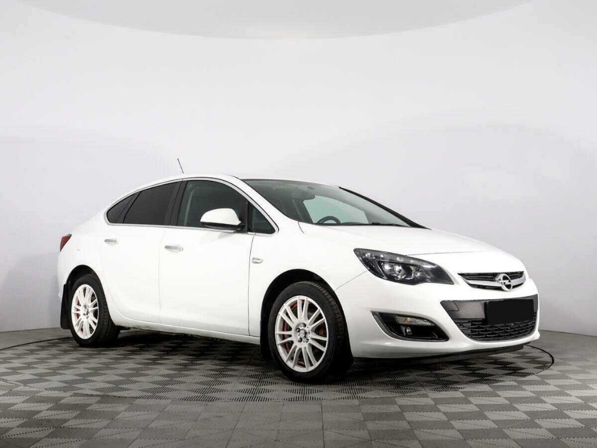 Купить Opel Astra с пробегом. Фото: #2