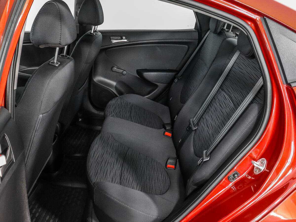 Купить Hyundai Solaris с пробегом. Фото: #9