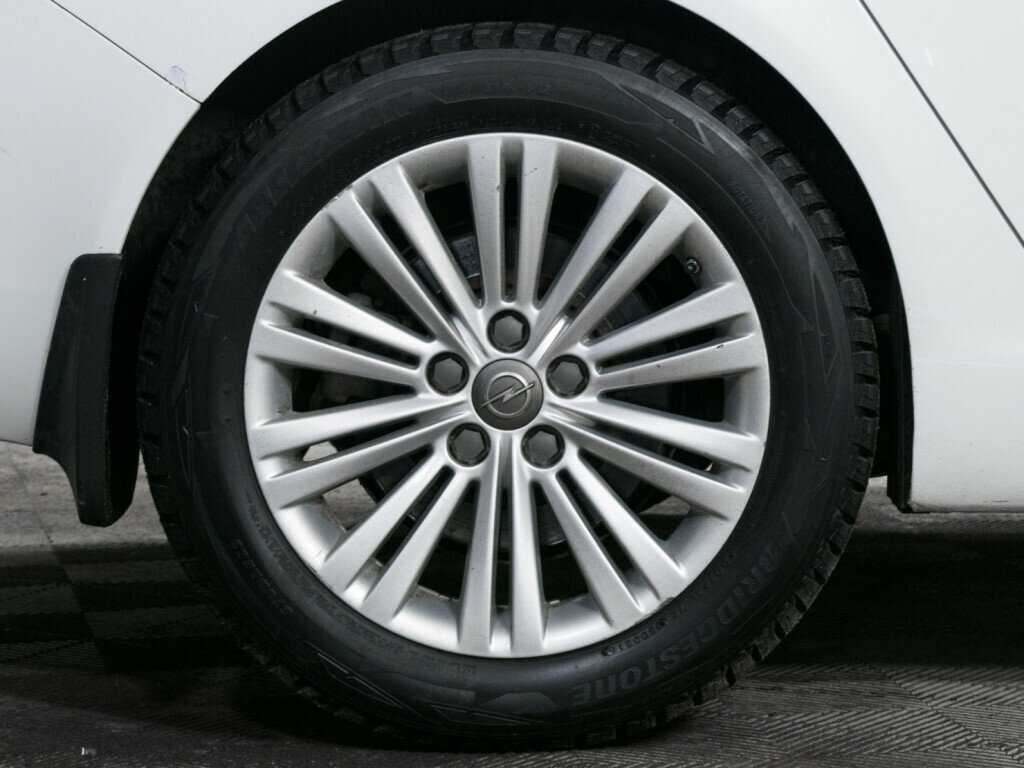 Купить Opel Insignia с пробегом. Фото: #10