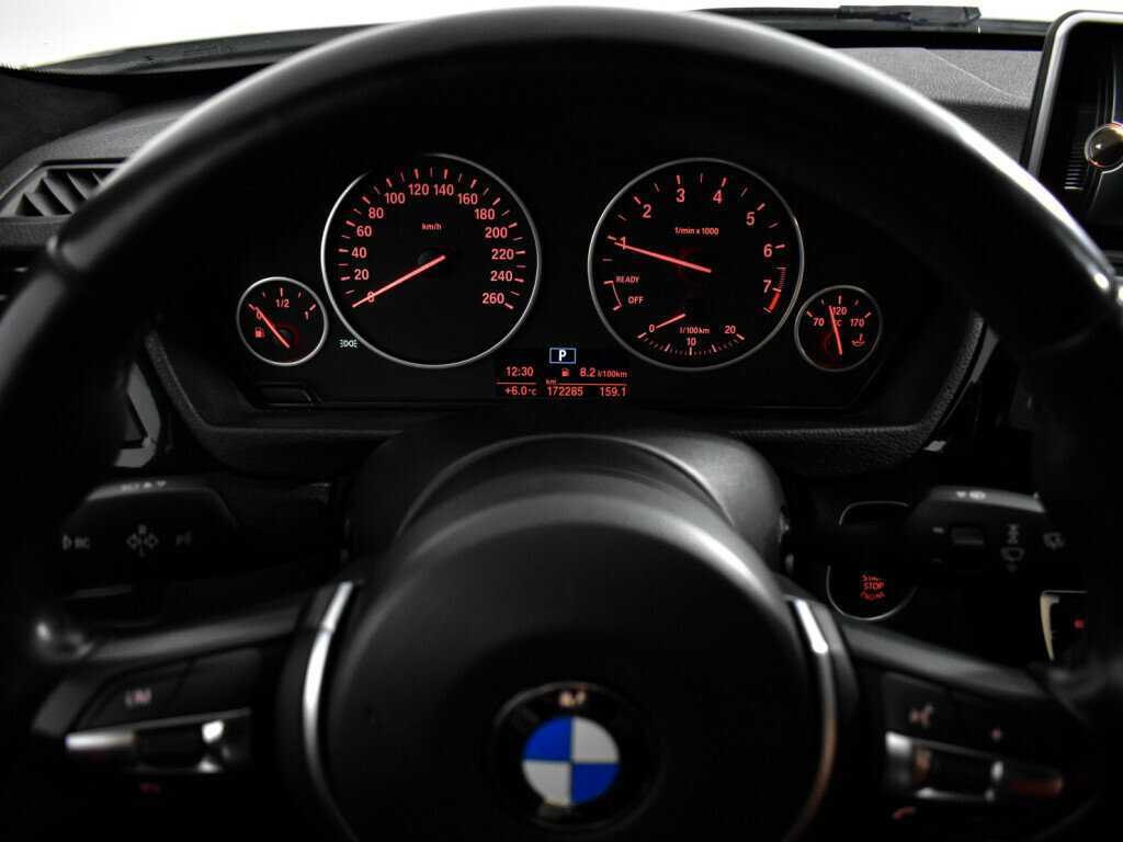 Купить BMW 3 серии с пробегом. Фото: #21
