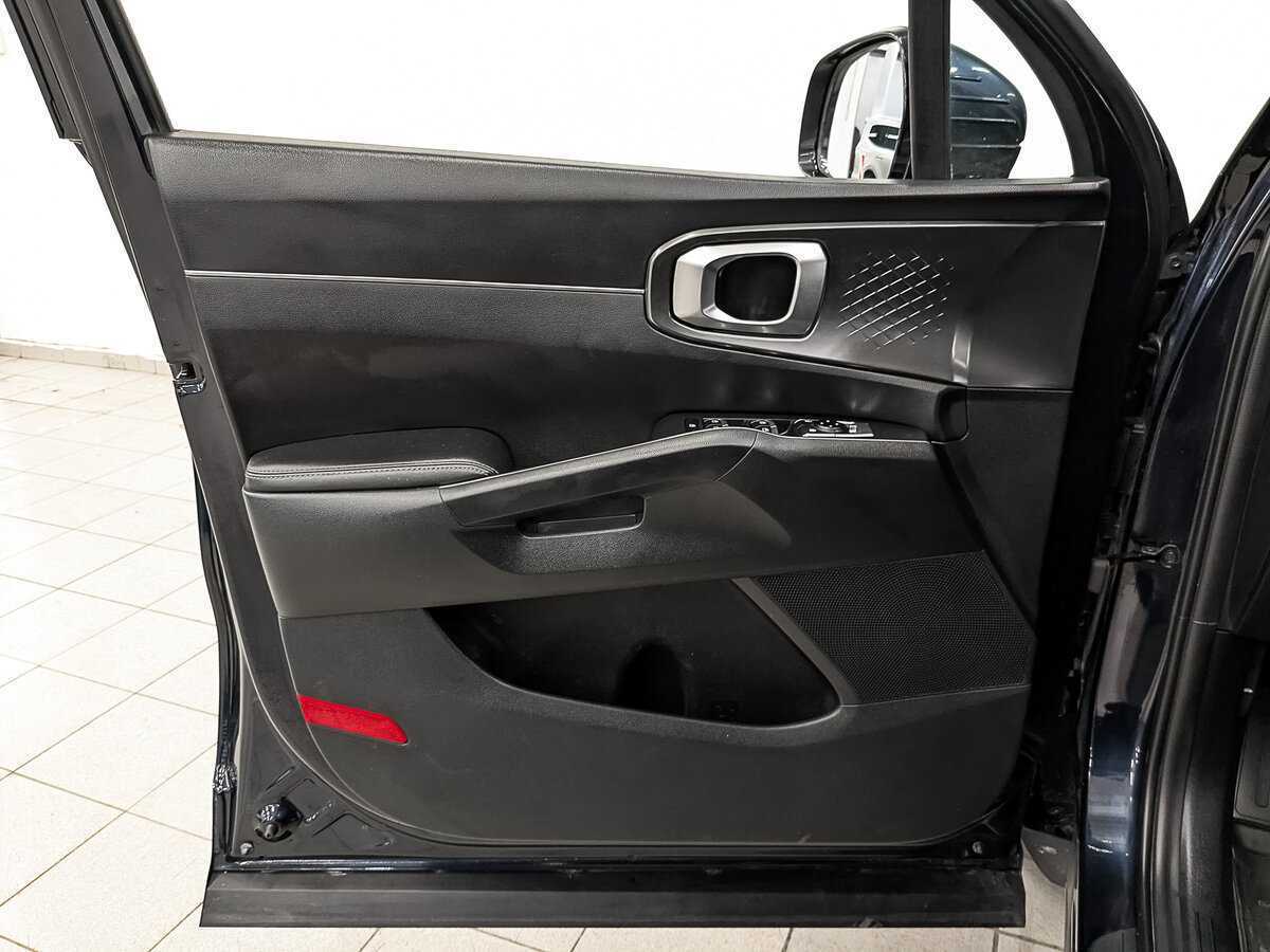 Купить Kia Sorento с пробегом. Фото: #18