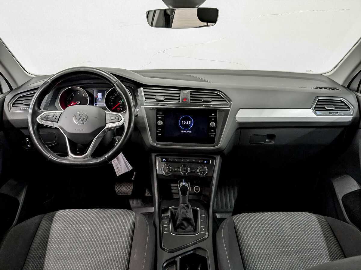 Купить Volkswagen Tiguan с пробегом. Фото: #12