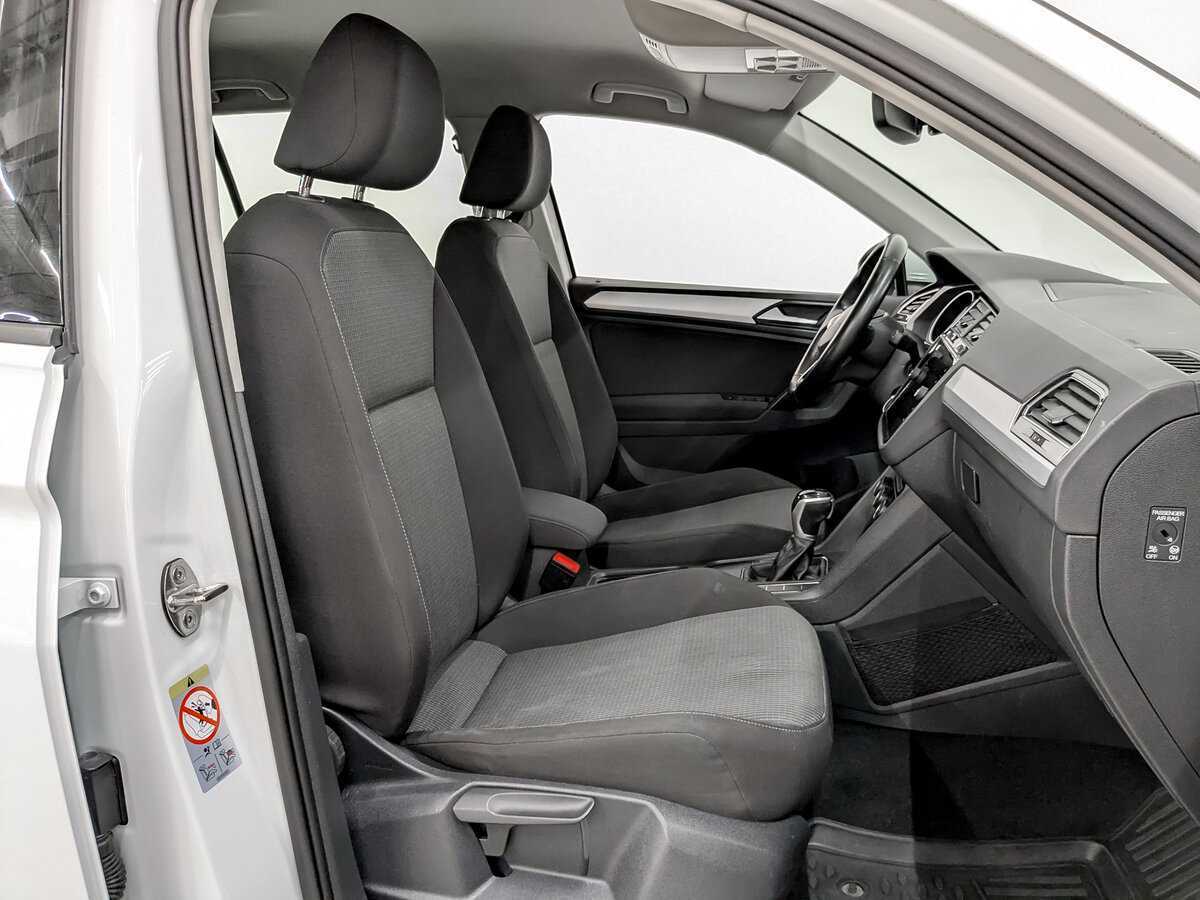 Купить Volkswagen Tiguan с пробегом. Фото: #21