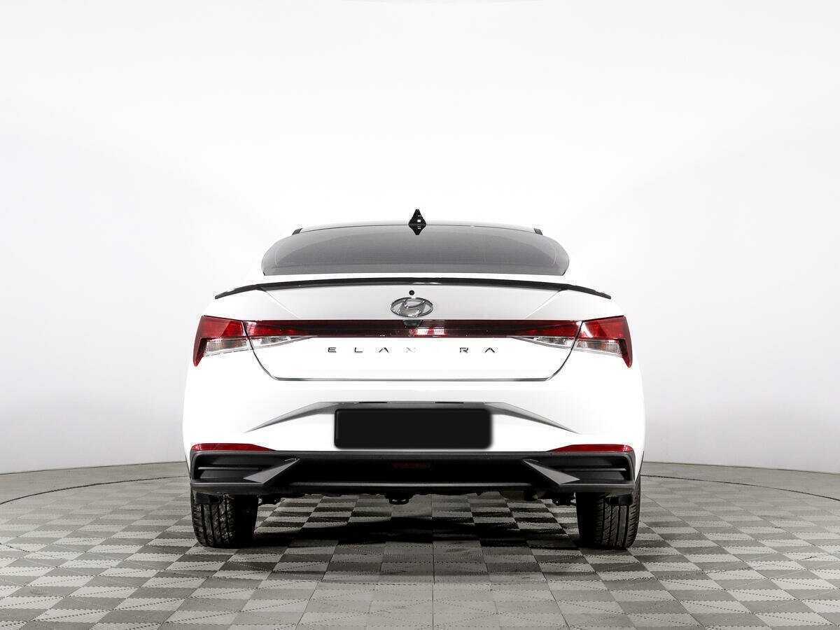Купить Hyundai Elantra с пробегом. Фото: #5