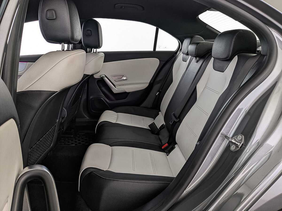 Купить Mercedes-Benz A-Класс с пробегом. Фото: #17