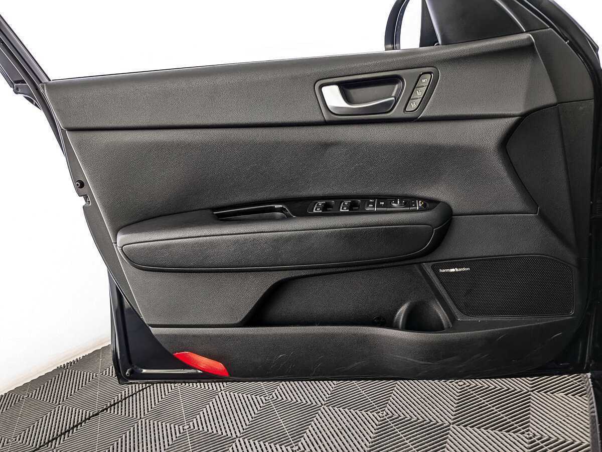 Купить Kia Optima с пробегом. Фото: #18