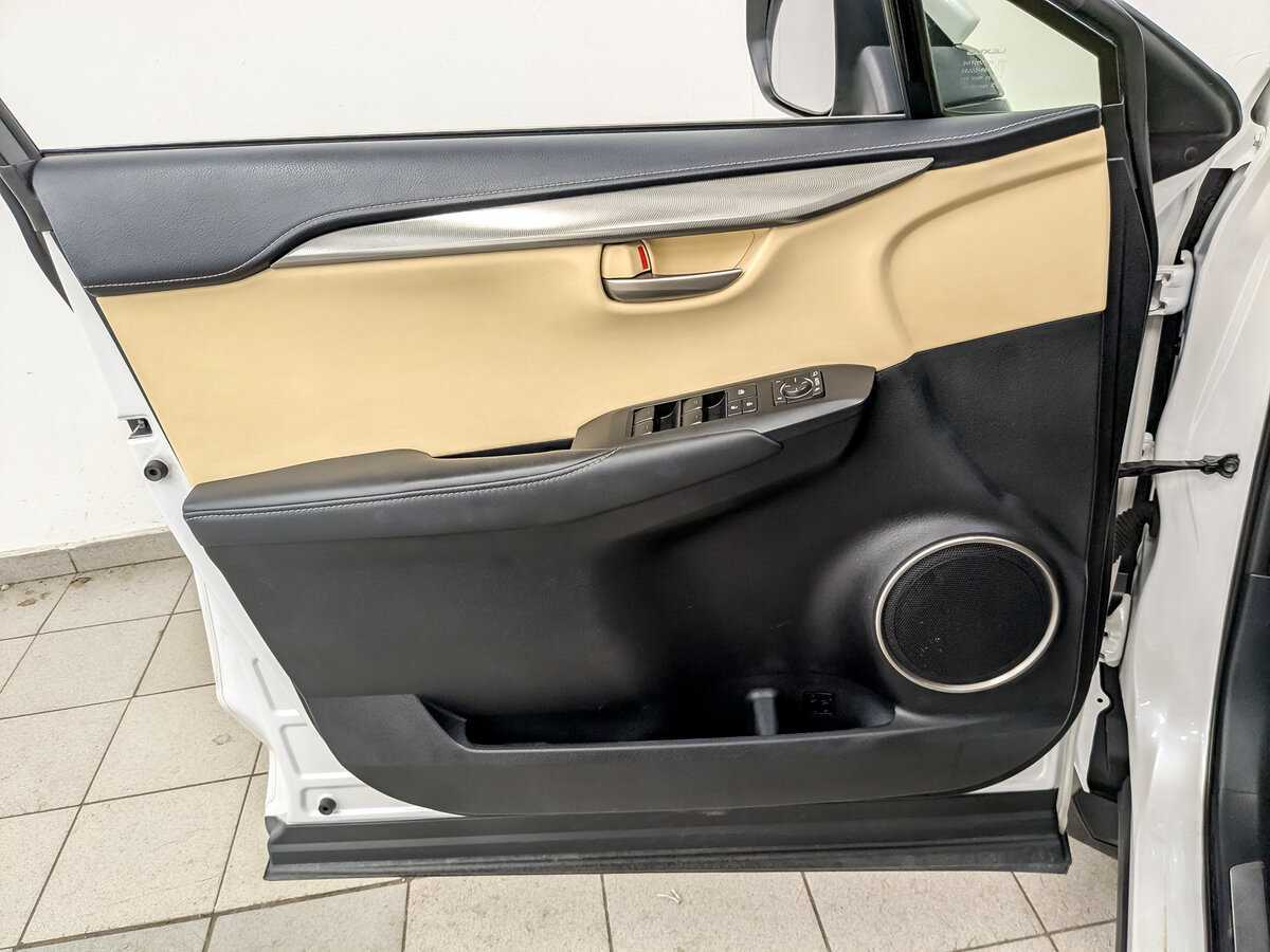 Купить Lexus NX с пробегом. Фото: #17
