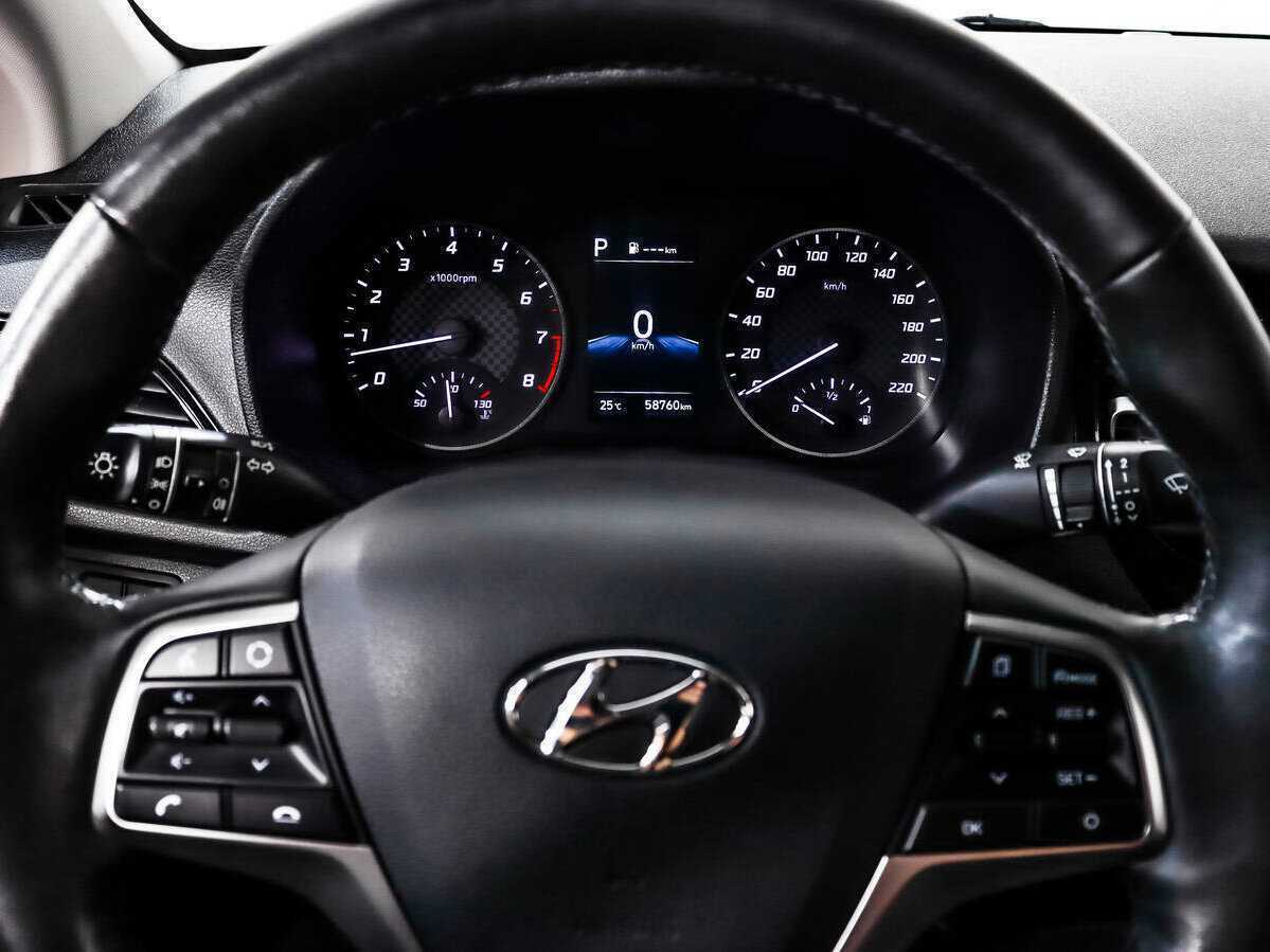 Купить Hyundai Solaris с пробегом. Фото: #15