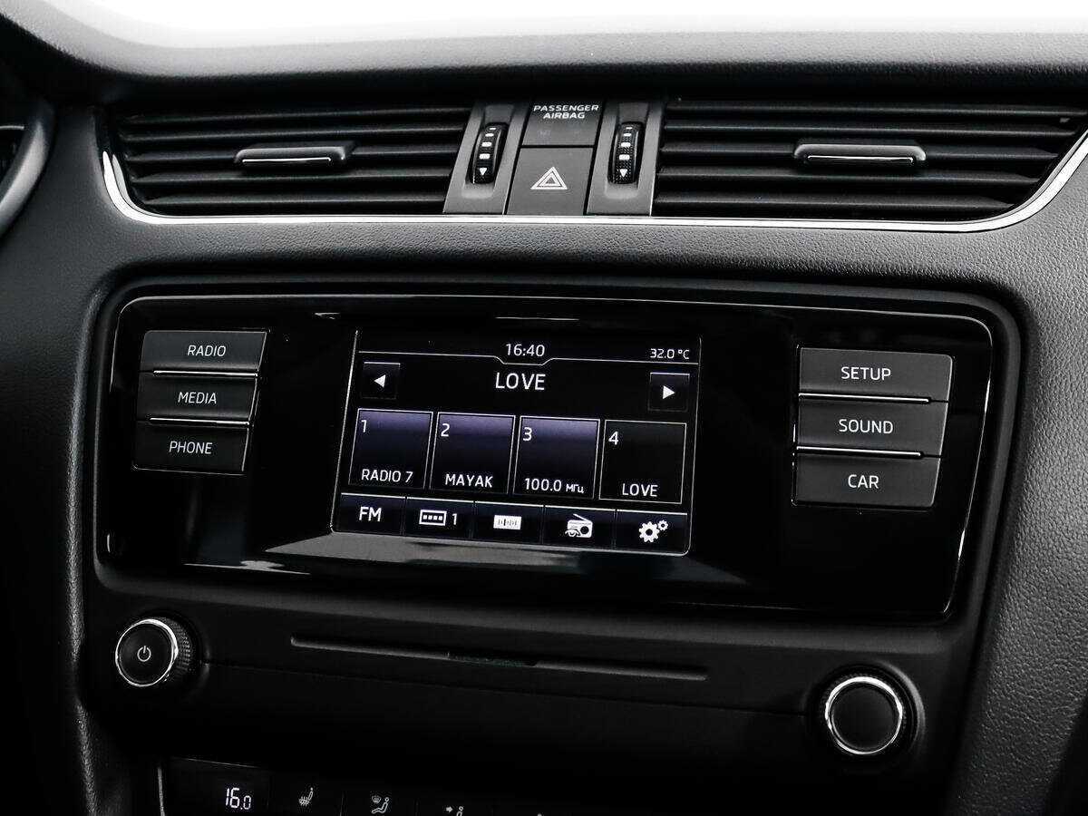 Купить Skoda Octavia с пробегом. Фото: #12