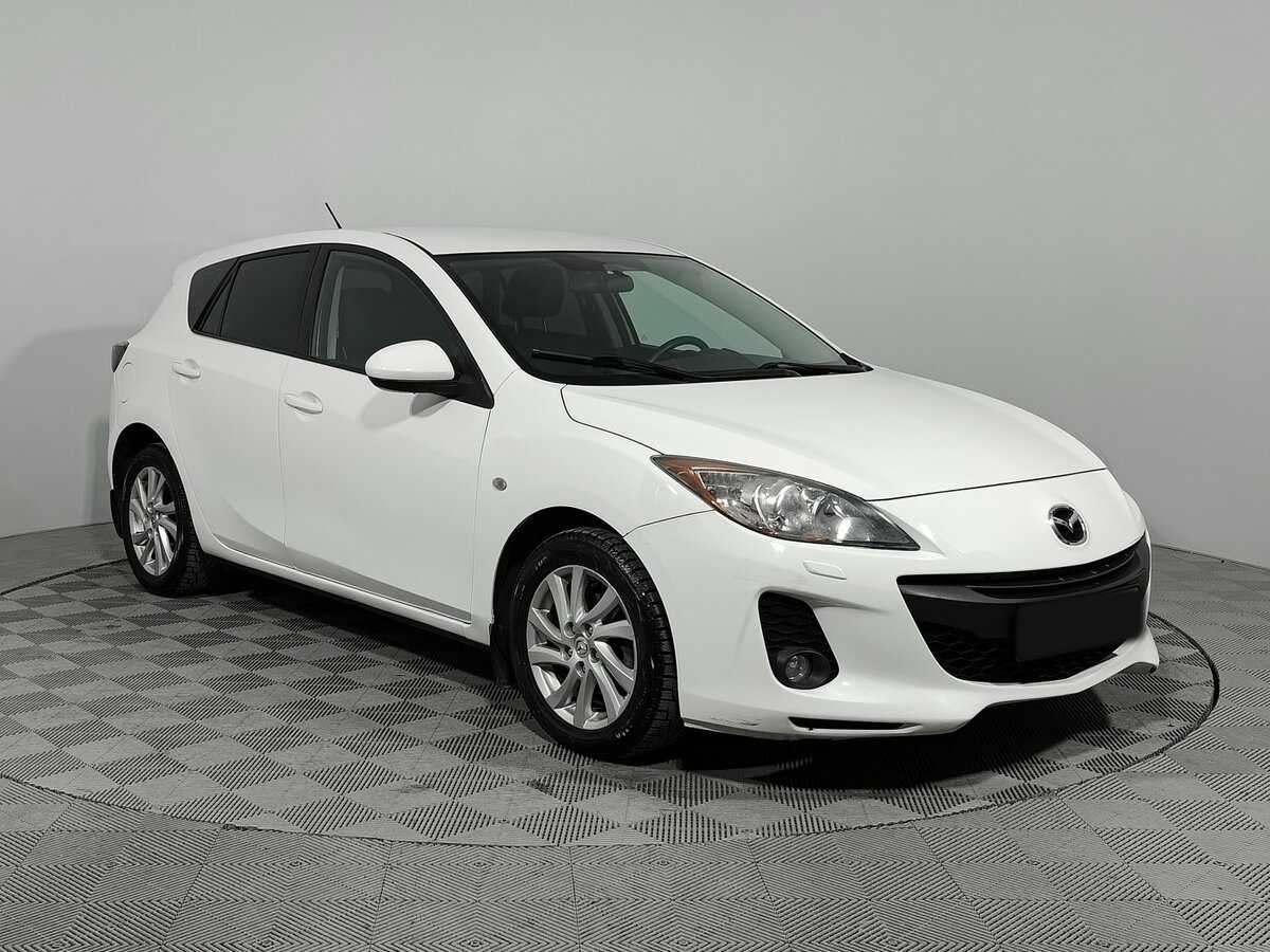 Купить Mazda 3 с пробегом. Фото: #2