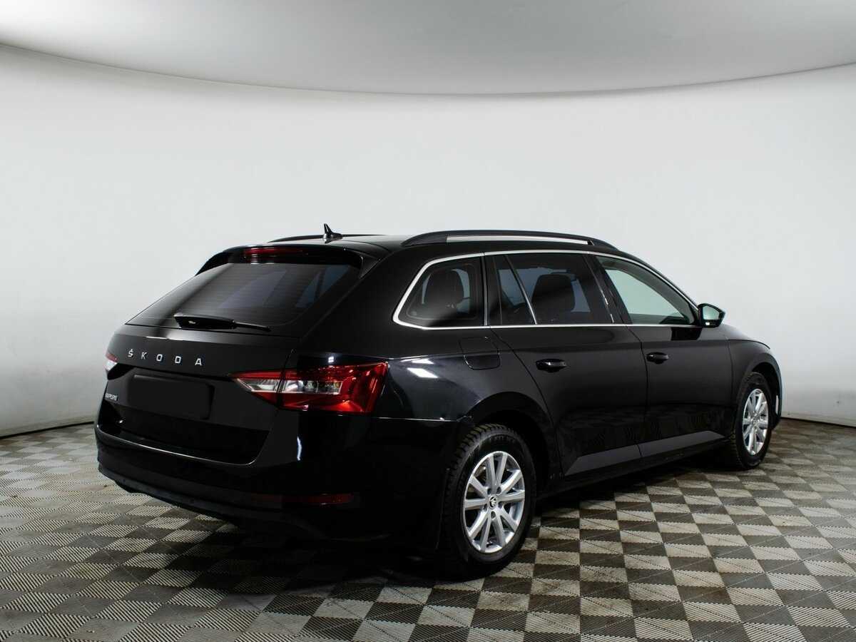 Купить Skoda Superb с пробегом. Фото: #4