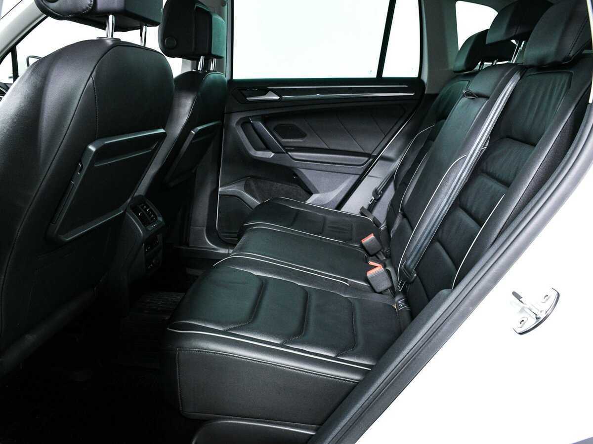 Купить Volkswagen Tiguan с пробегом. Фото: #11