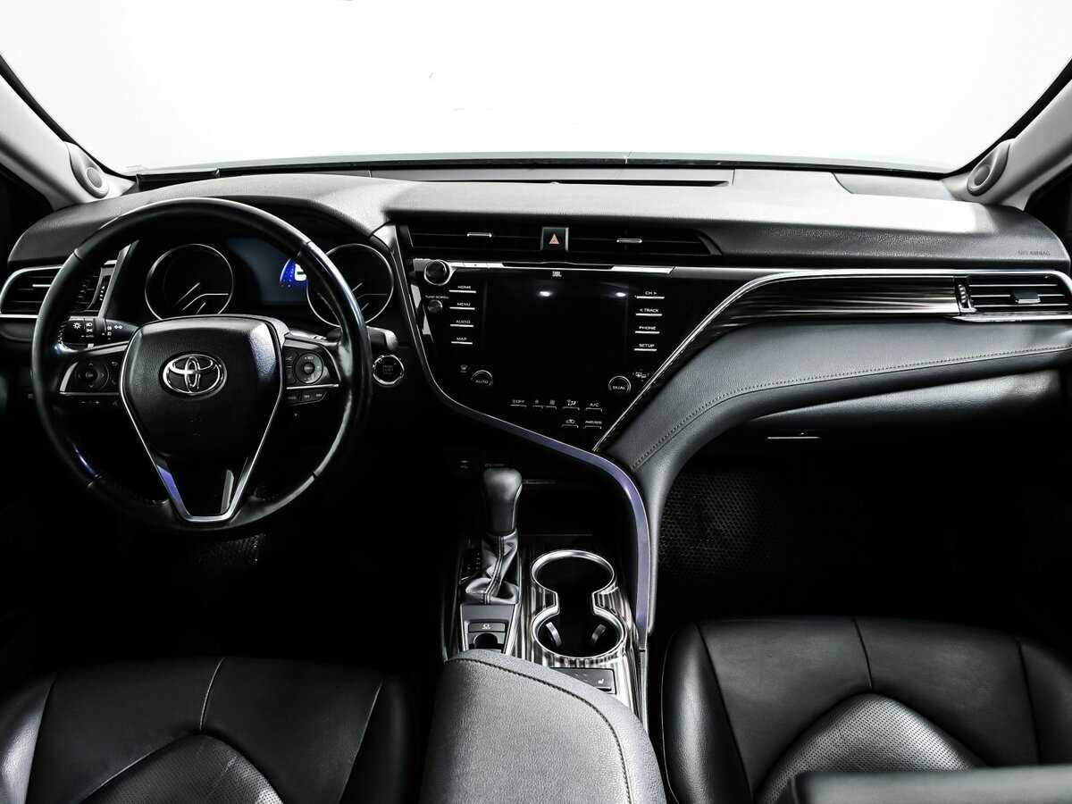 Купить Toyota Camry с пробегом. Фото: #10