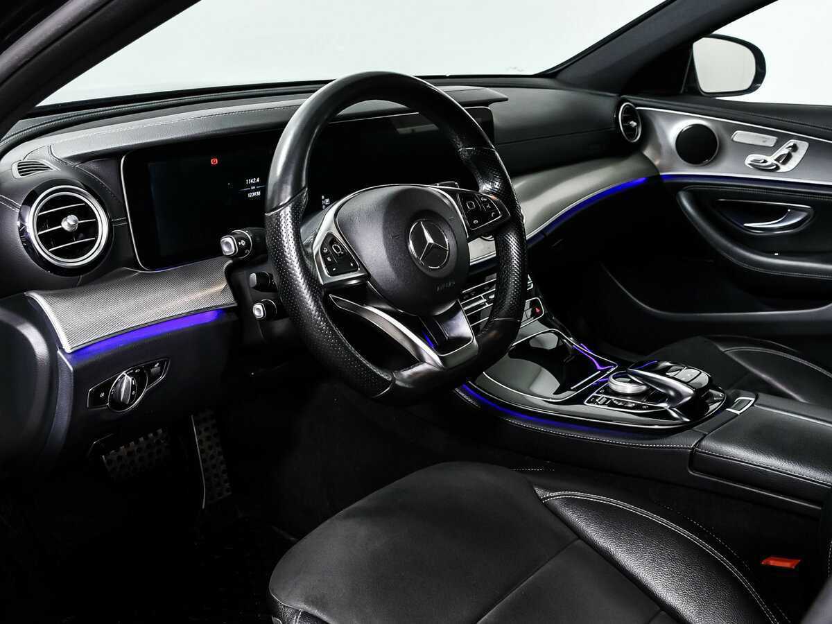 Купить Mercedes-Benz E-Класс с пробегом. Фото: #11