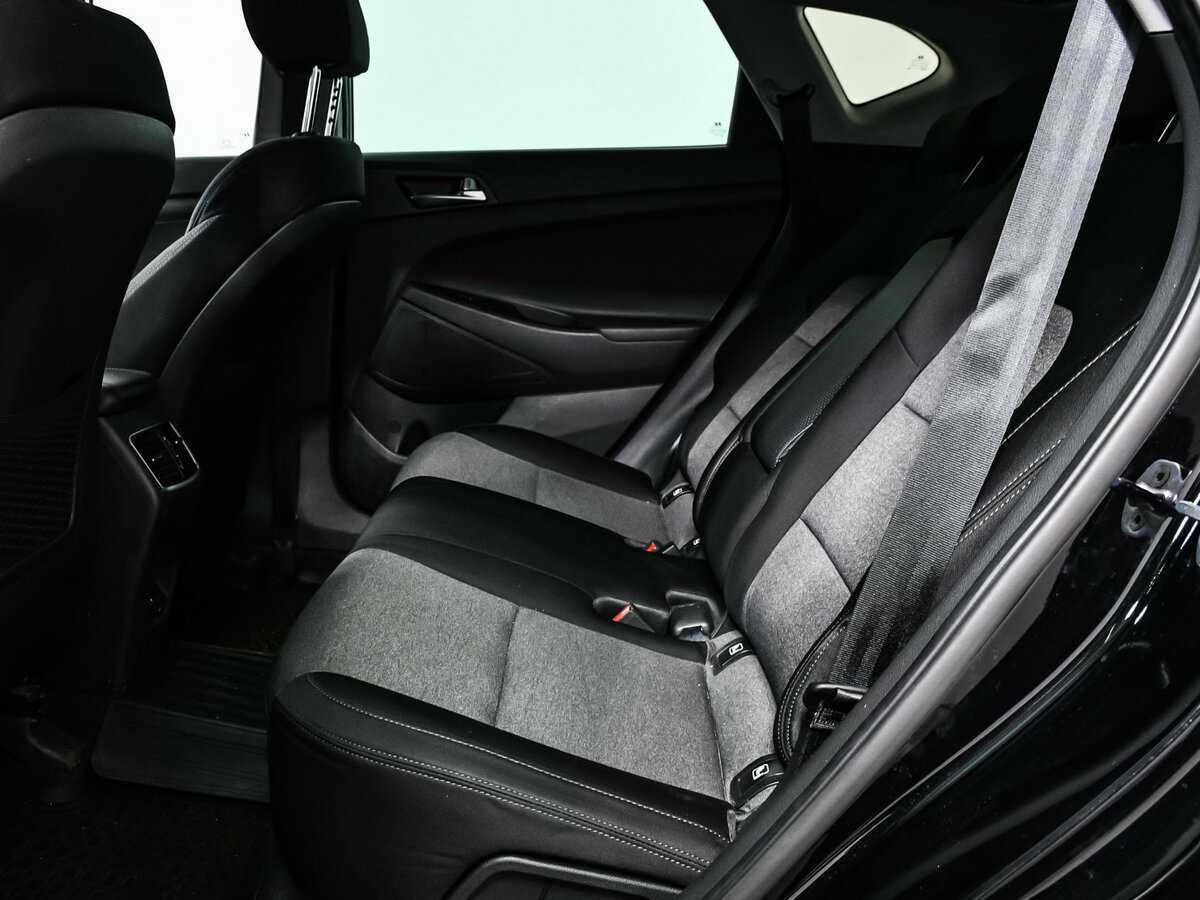 Купить Hyundai Tucson с пробегом. Фото: #11