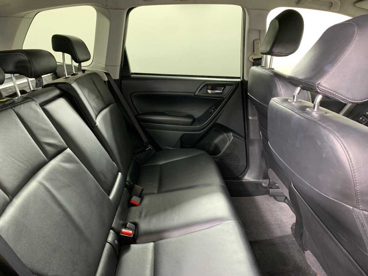 Купить Subaru Forester с пробегом. Фото: #17