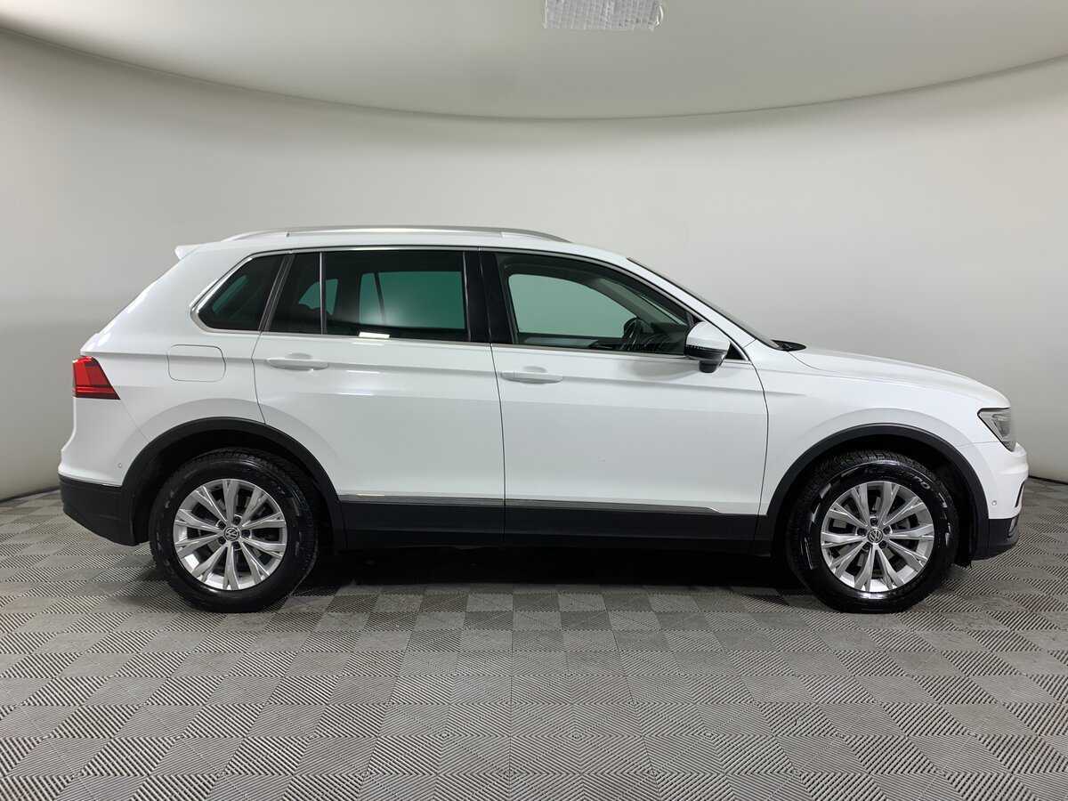 Купить Volkswagen Tiguan с пробегом. Фото: #3