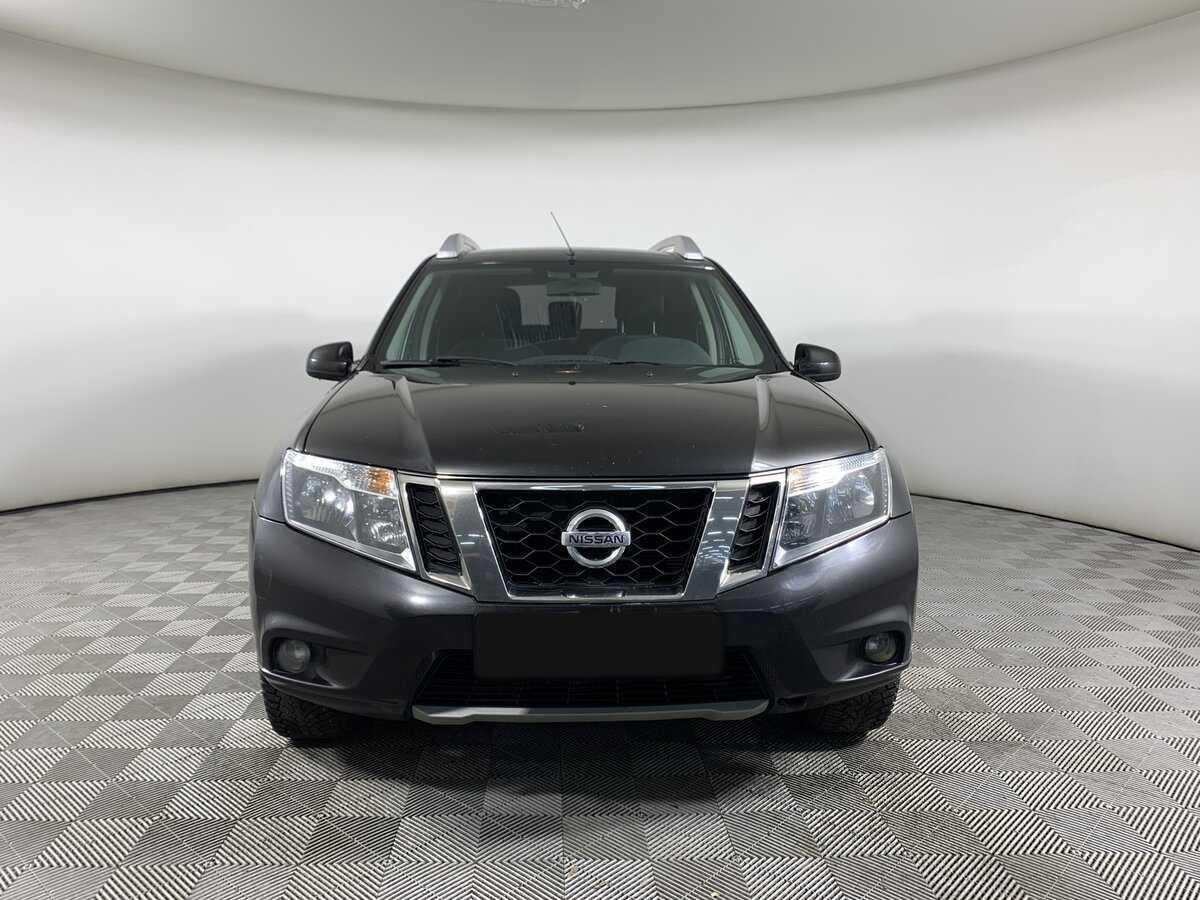 Купить Nissan Terrano с пробегом. Фото: #1