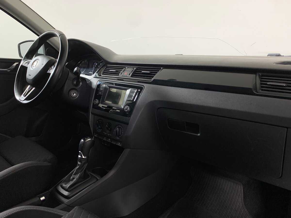 Купить Skoda Rapid с пробегом. Фото: #12