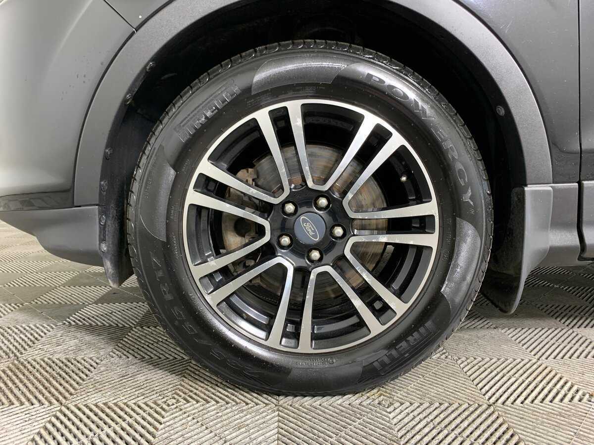 Купить Ford Kuga с пробегом. Фото: #8