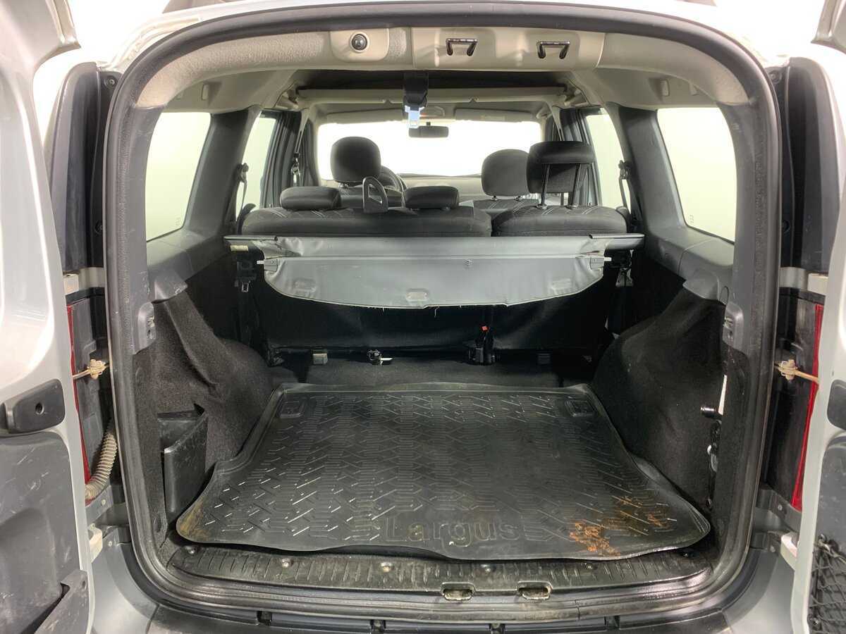 Купить Lada (ВАЗ) Largus с пробегом. Фото: #19