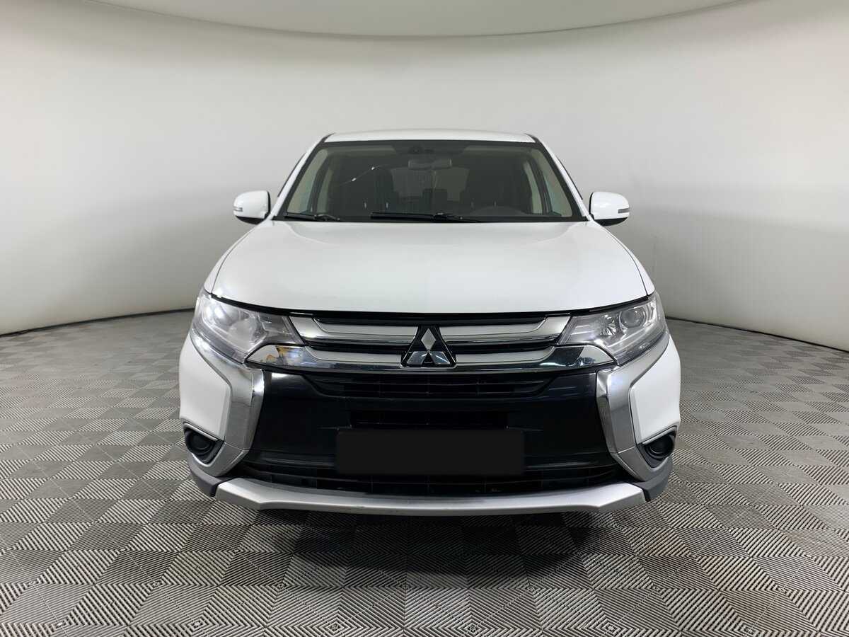 Купить Mitsubishi Outlander с пробегом. Фото: #1