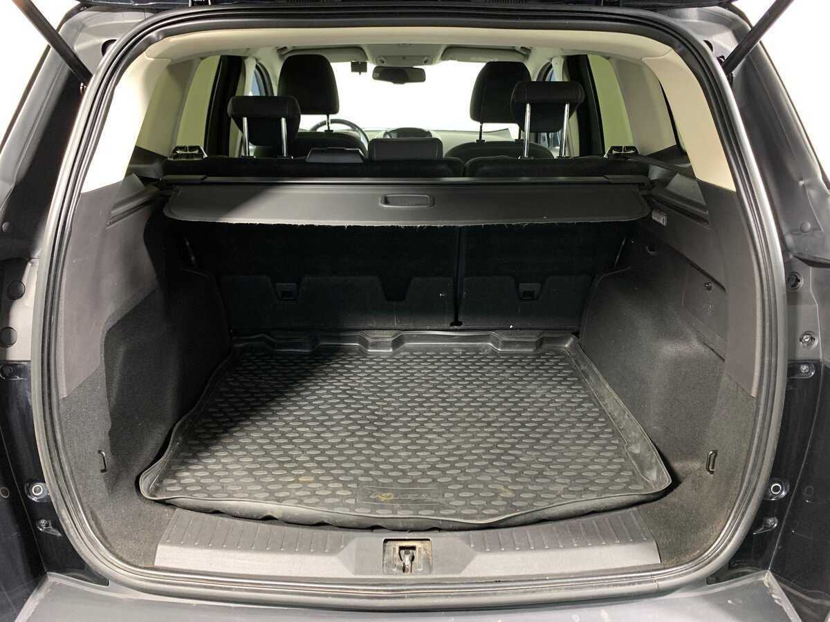 Купить Ford Kuga с пробегом. Фото: #18