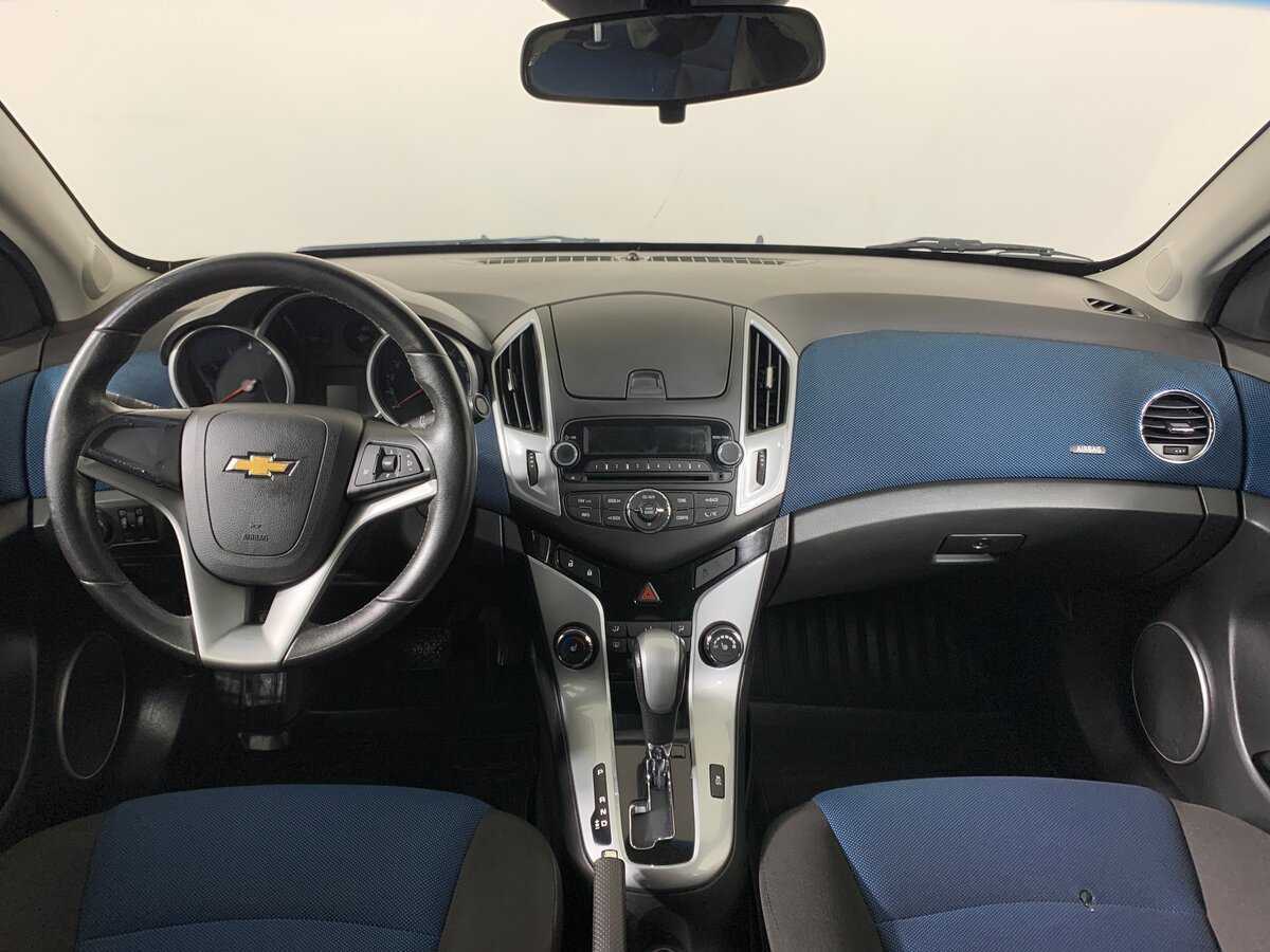 Купить Chevrolet Cruze с пробегом. Фото: #11