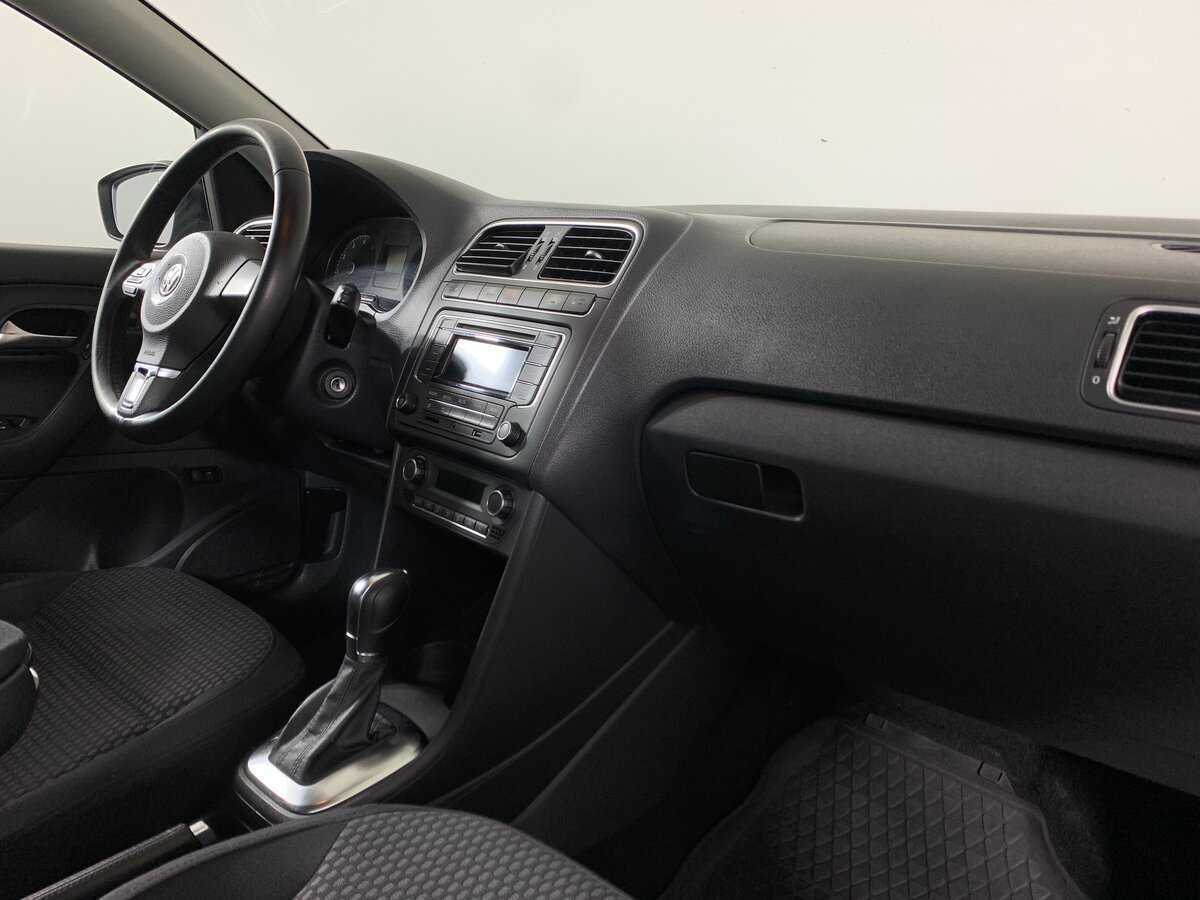 Купить Volkswagen Polo с пробегом. Фото: #13