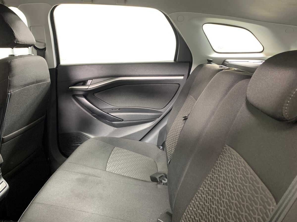 Купить Lada (ВАЗ) Vesta с пробегом. Фото: #18