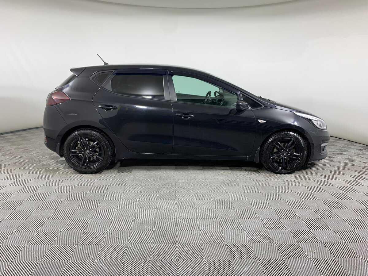 Купить Kia Ceed с пробегом. Фото: #3