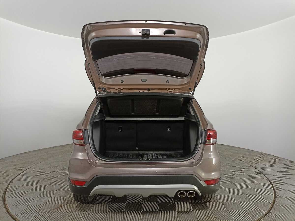 Купить Kia Rio с пробегом. Фото: #9