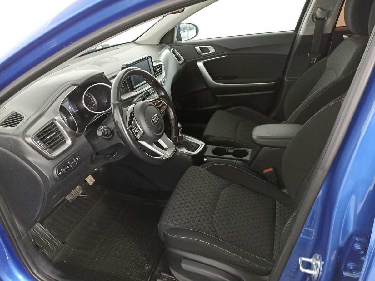 Купить Kia Ceed с пробегом. Фото: #15