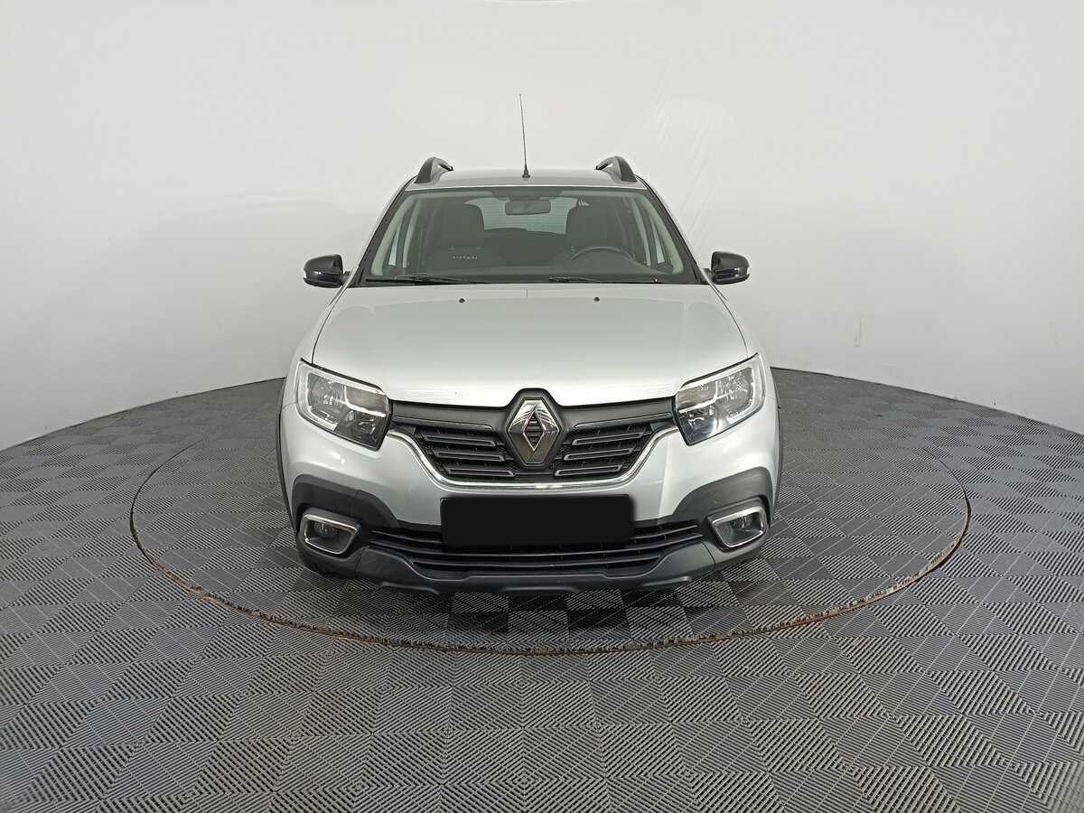 Купить Renault Sandero с пробегом. Фото: #1