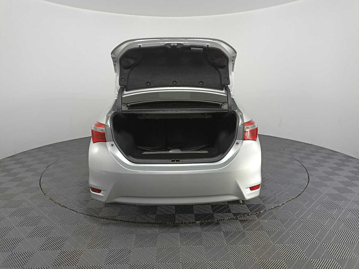 Купить Toyota Corolla с пробегом. Фото: #9