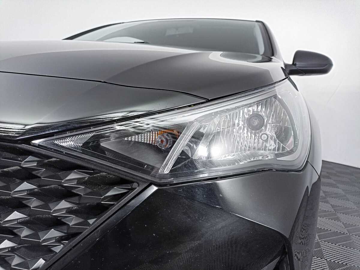 Купить Hyundai Solaris с пробегом. Фото: #16