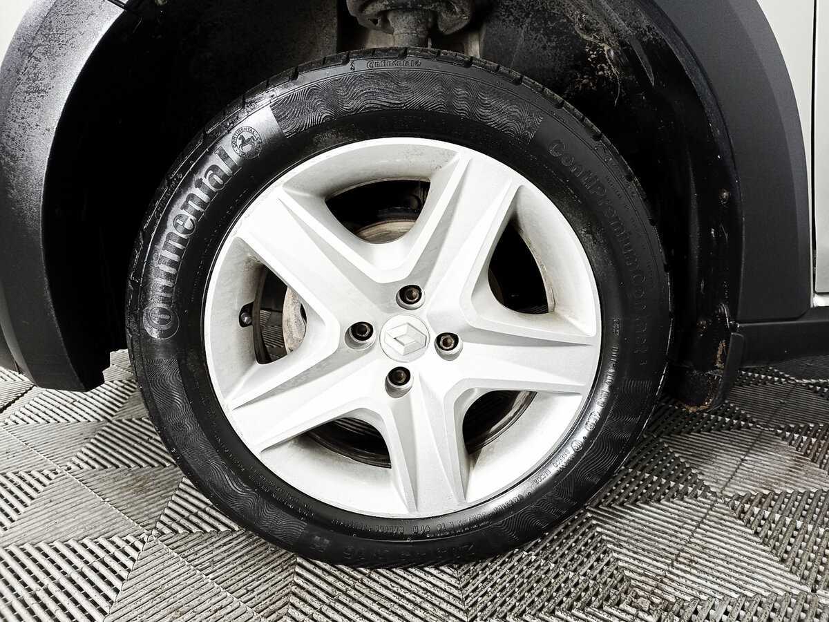 Купить Renault Sandero с пробегом. Фото: #15