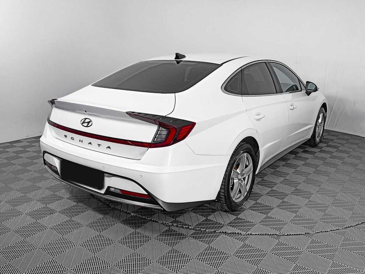 Купить Hyundai Sonata с пробегом. Фото: #4