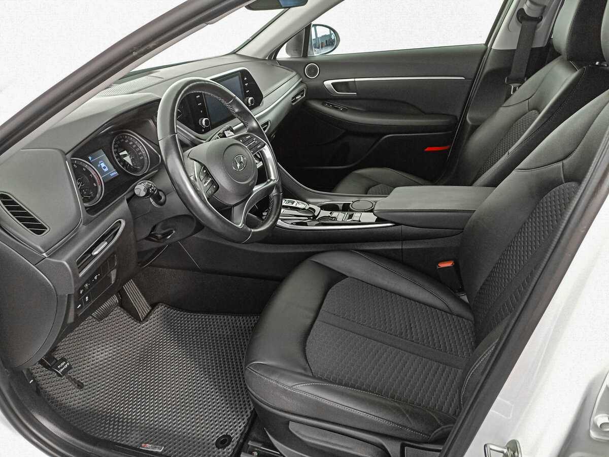 Купить Hyundai Sonata с пробегом. Фото: #15