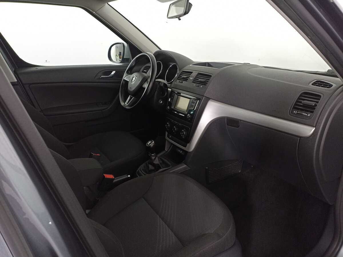 Купить Skoda Yeti с пробегом. Фото: #10
