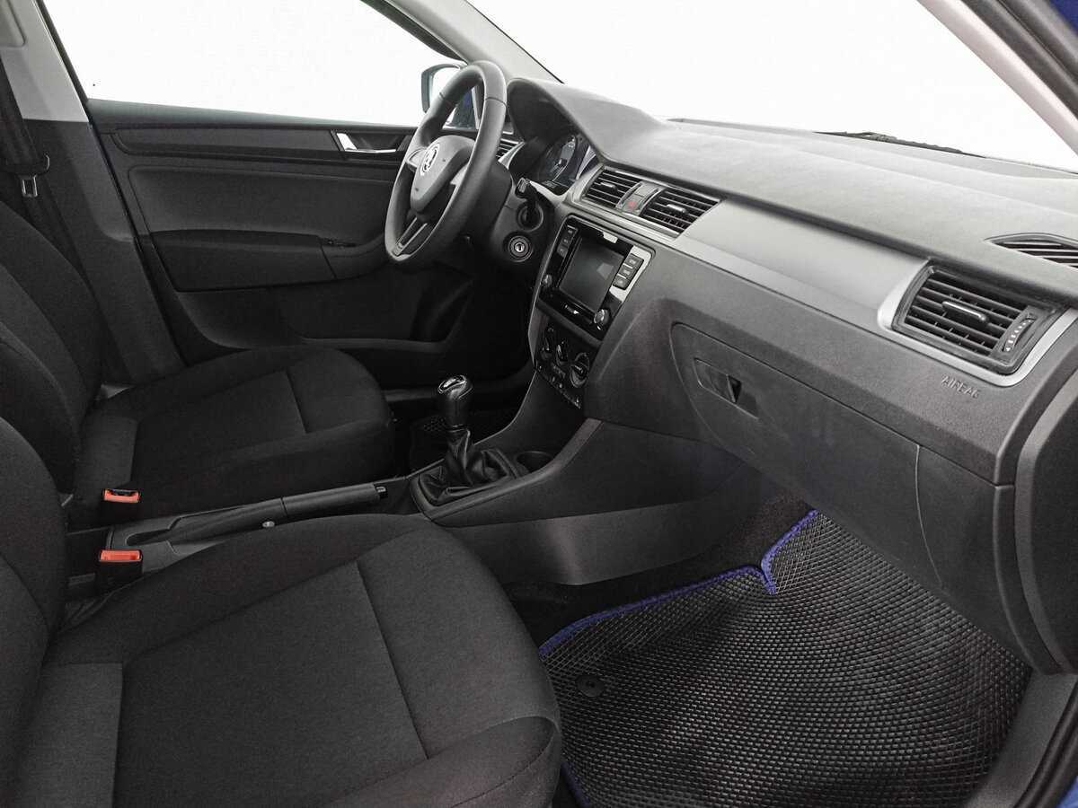 Купить Skoda Rapid с пробегом. Фото: #8