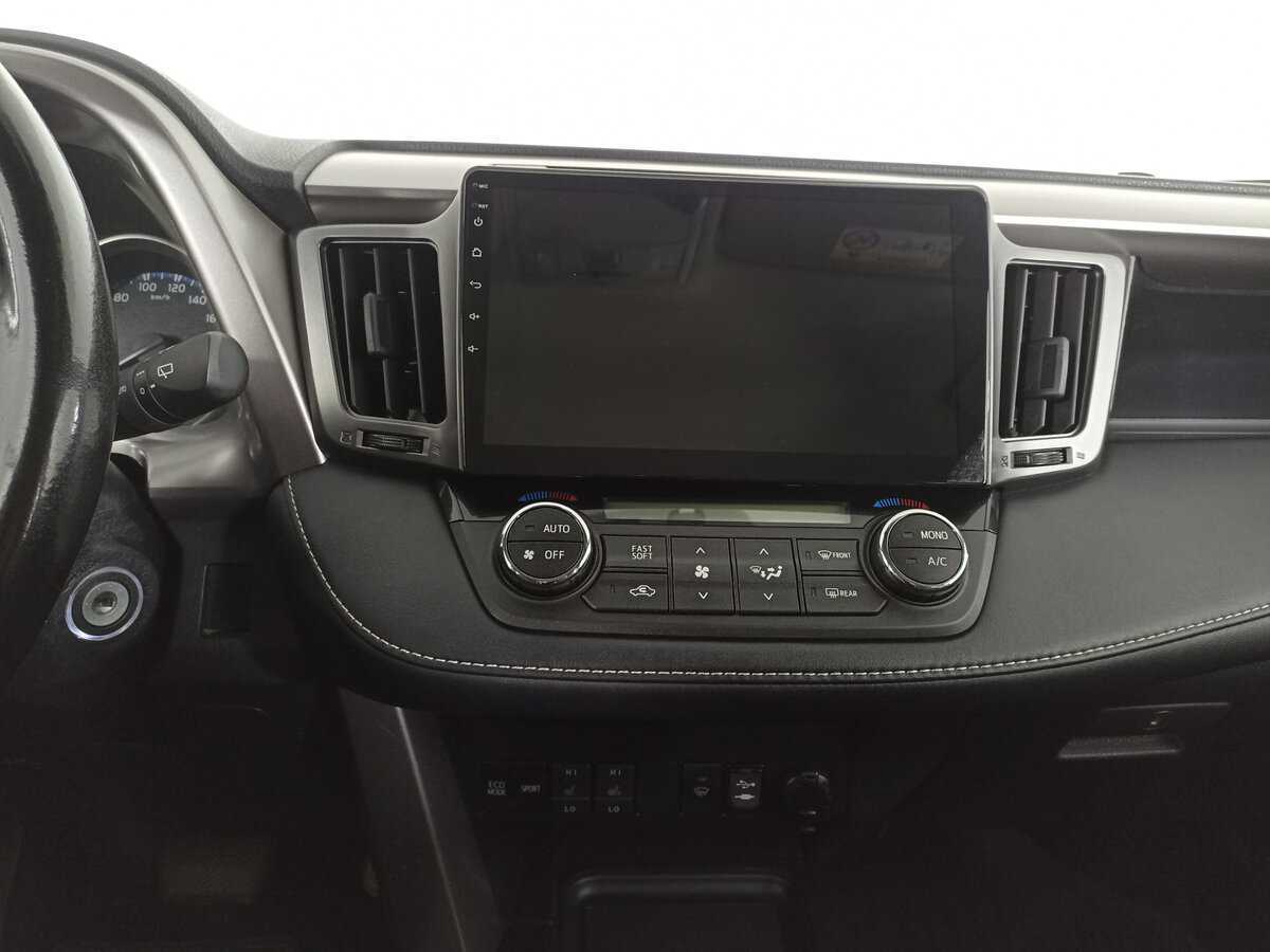 Купить Toyota RAV4 с пробегом. Фото: #14