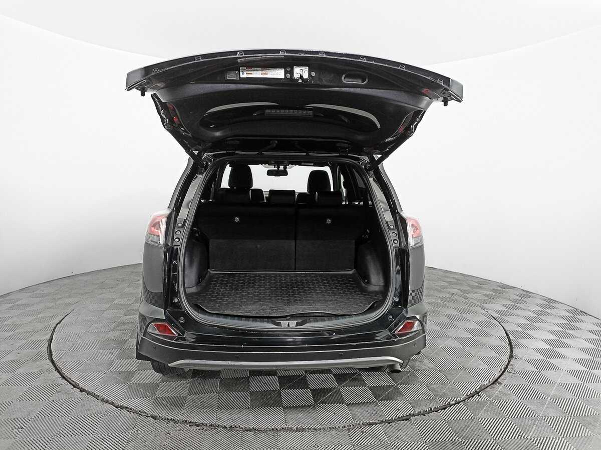 Купить Toyota RAV4 с пробегом. Фото: #6