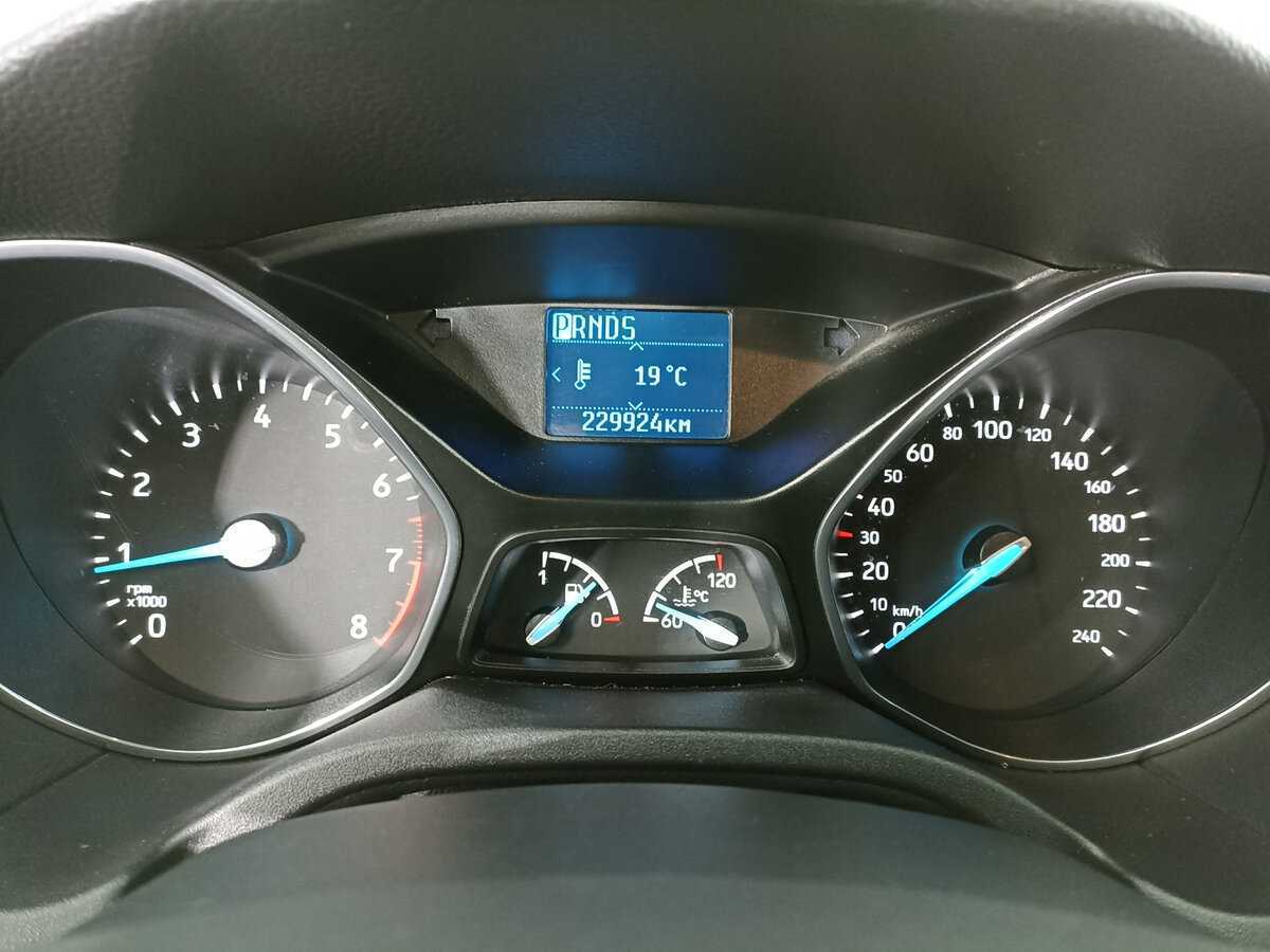 Купить Ford Focus с пробегом. Фото: #12